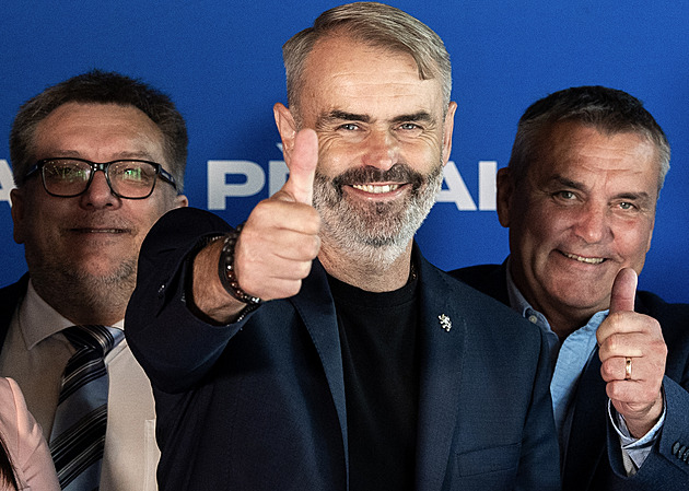 Motoristé a Přísaha v Praze sázejí na byznys, kandidují podnikatelé a ekonomové