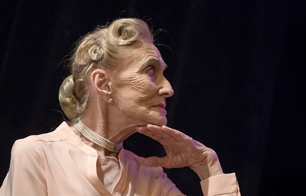 Koncert pod širým nebem uctí Soňu Červenou, v Hradci zazní nejen Carmen