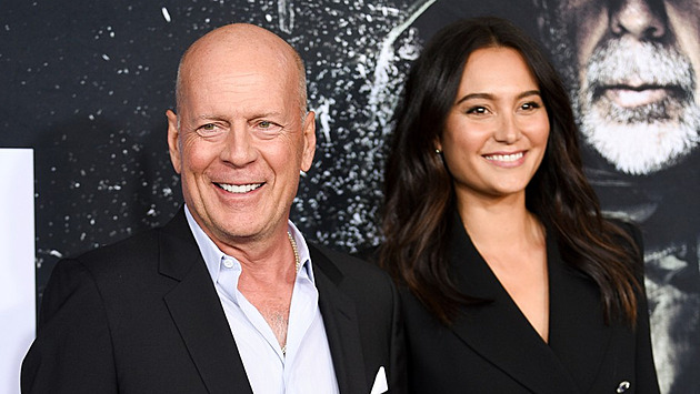 Mozek ho zrazuje, říká manželka o Willisovi. Herce přestěhovala do jiného domu