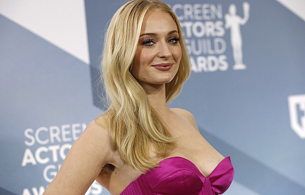 Kritizovali ji kvůli péči o děti. Hvězda Hry o trůny si to nenechala líbit