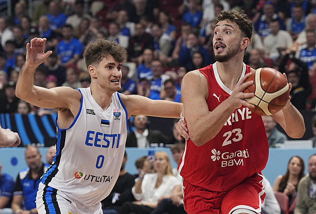 Sengünova další paráda a Turci už na EuroBasketu oslavili čtvrtou výhru