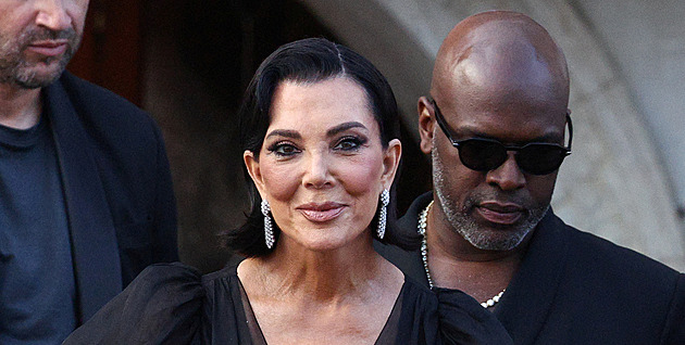 Pro mě je tohle stárnutí s grácií, říká Kris Jennerová po výrazném faceliftu