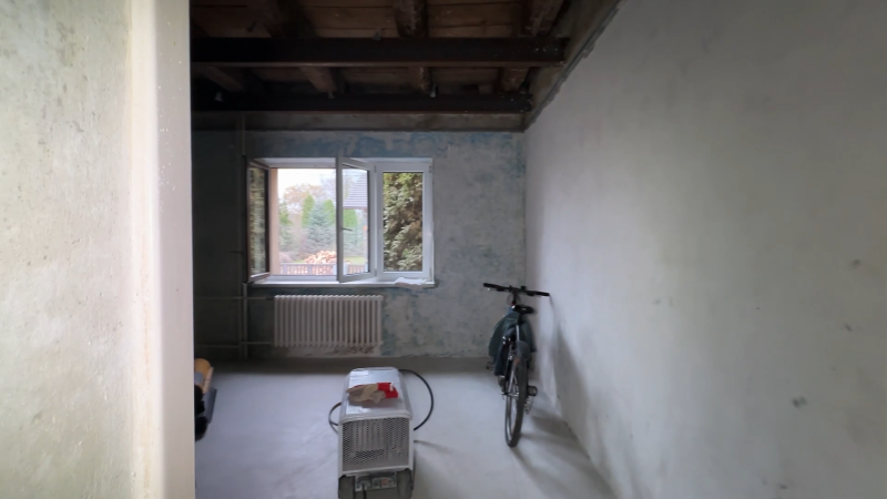 Rok od povodní na Moravě: Domy jsou stále promočené, lidé jsou zoufalí a čekají na pomoc