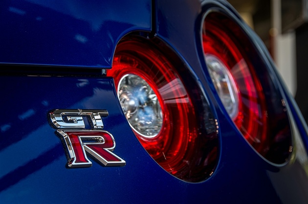 Godzilla skončila. Charizmatický Nissan GT-R dovrčel do cílové rovinky