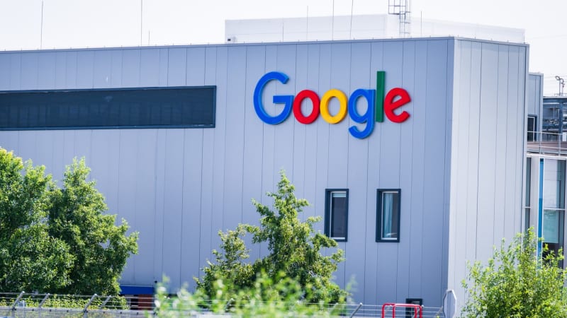 Trump hrozí Evropě cly. Pokuta pro Google podle něj dusí „brilantní“ americkou vynalézavost