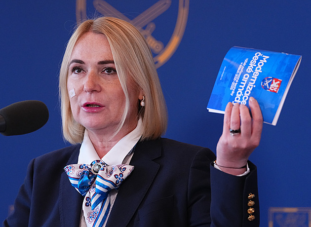 Černochová bilancuje čtyři roky v čele obrany. Chválí modernizaci armády