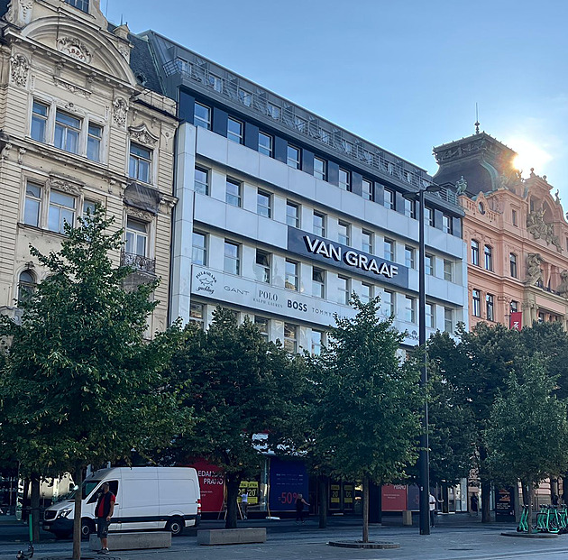 Na shledanou, Praho! Van Graaf zavírá svůj obchodní dům na Václavském náměstí