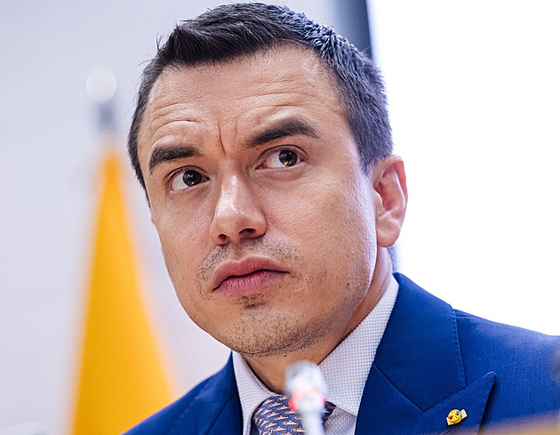 Ekvádor zdražil naftu na dvojnásobek, vláda se stěhuje na venkov