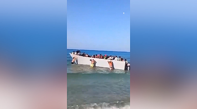 VIDEA TÝDNE: Odstrčení migranti, Solovjov v průšvihu a tatíčkova „poslední“ slova