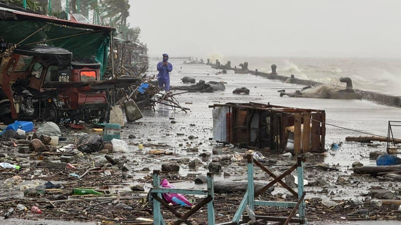 Supertajfun Ragasa zasáhl Filipíny. Čína evakuuje statisíce lidí, ruší se stovky letů