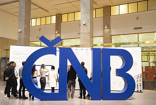 Centrální bankéři na sazby nesáhli. Základní úrok zůstává 3,5 procenta