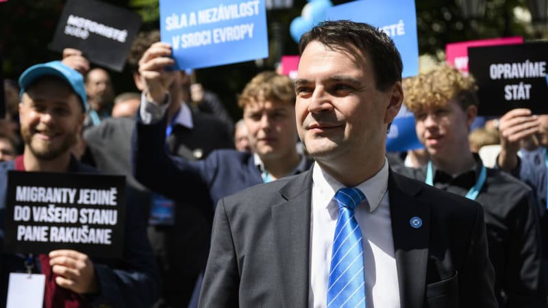 Macinka: V ANO neumí odhalit záškodnické struktury, my poznáme už zárodek problému