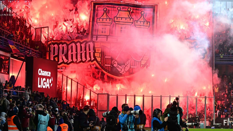 Jak působí kouzlo derby ve světě? V Británii jde o život, v Jižní Americe je fotbal náboženství