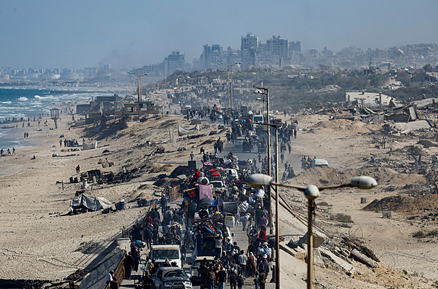 Bez vody a elektřiny, jen prach a trosky. V Gaze je zpět na 200 tisíc Palestinců