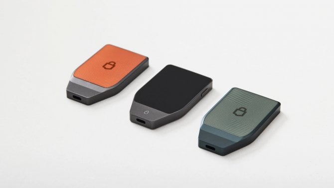 Recenze nové peněženky Trezor Safe 7: první bezdrátový model odolá i útoku kvantových počítačů