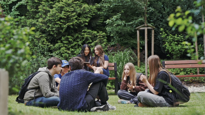 Moderní škola, která si zakládá na důvěře, respektu a chuti objevovat svět