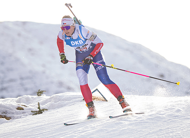 Sprint si podmanila Jeanmonnotová, nejlepší českou střelkyní opět Charvátová