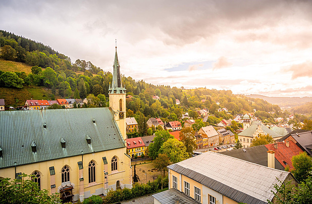 O zapadlém českém městě píše i BBC. Tady se zrodil předchůdce amerického dolaru