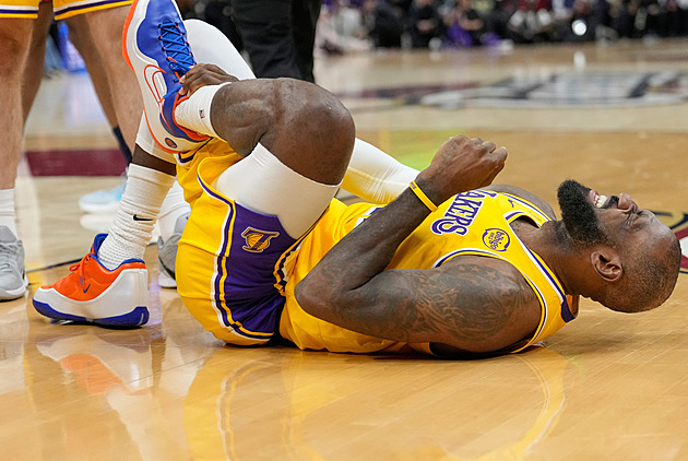 Krejčího Atlanta zvítězila i v Bostonu. LeBrona Jamese v Clevelandu rozbrečeli