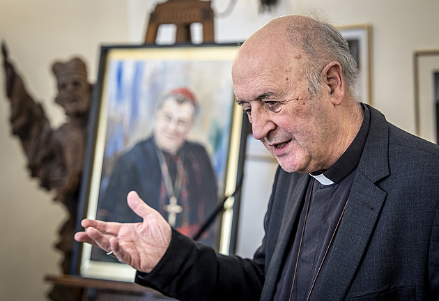 Jan Graubner končí. Vatikán v utajení vybral nového pražského arcibiskupa