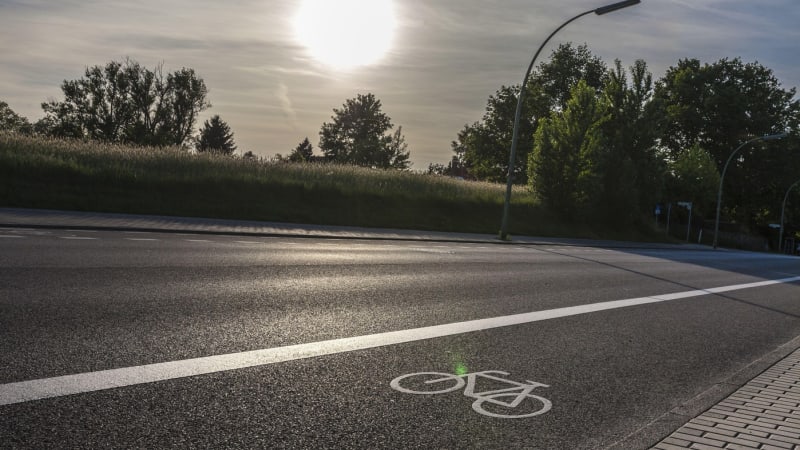 Zemřela Zorka Šťastná. S rakovinou přejela Česko na kole, vybrala u toho milion korun 
