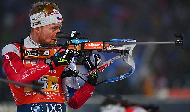 Biatlon na ZOH 2026 ONLINE: Smíšená štafeta, Hornig začíná čistou střelbou