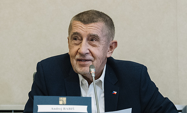 Výdaje na obranu nezvýšíme, řekl Babiš. Válku na Ukrajině nemá za prioritu