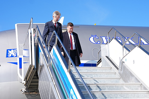 Okamura je s Vystrčilem v Budapešti. Nejedu dělat Maďarům kampaň, řekl šéf Senátu