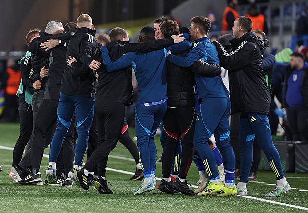 Další evropská šílenost. Nesnáším VAR, spílal kouč Lausanne po postupu Sigmy