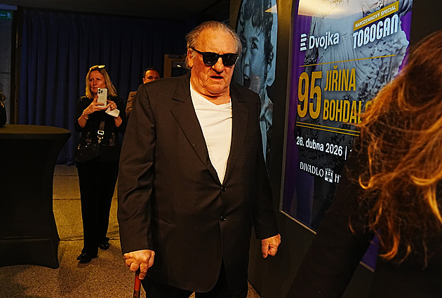 Na oslavu 95 let Bohdalové dorazil Depardieu. Popřáli jí Šíp, Donutil i Polívka