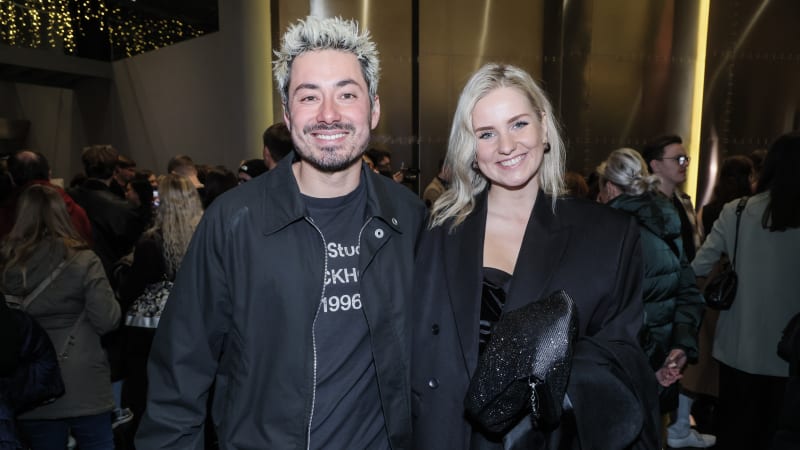 Zpěvák Mirai Navrátil bude otcem. Partnerka zveřejnila fotku s dojemným vyznáním