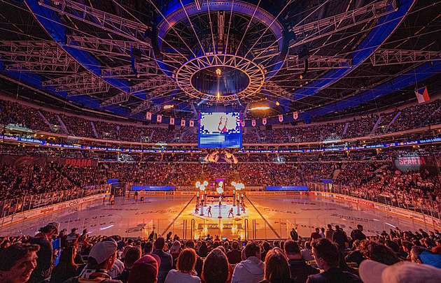 Natáčíme více než v NHL. Jak Sparta tvoří obsah pro zápasovou show a na kostku