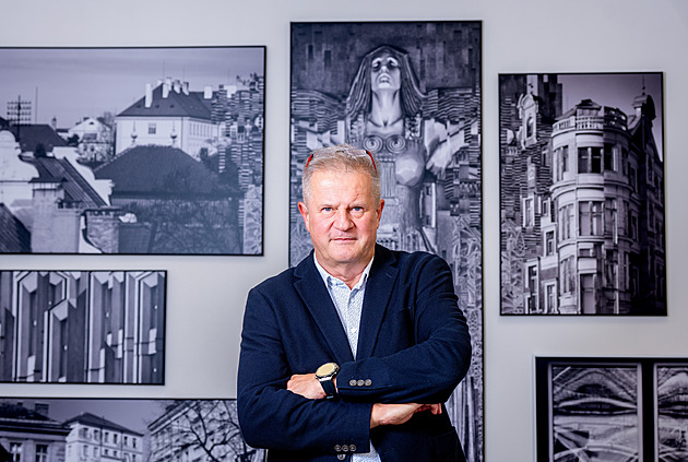 Léčil jsem lidi na ulici, teď chci do politiky, říká šéf pražské nemocnice Ján Dudra