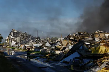 Rusko třetí noc za sebou útočilo drony na Kyjev