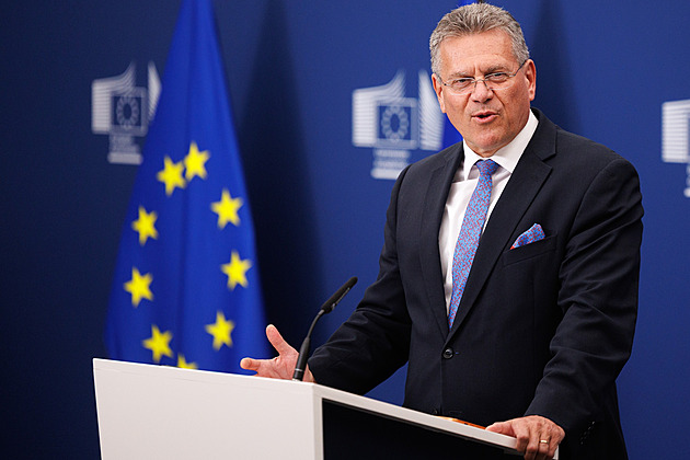 Ultimátum a hrozba odvetou. Obchodní jednání EU s Čínou se vyostřují
