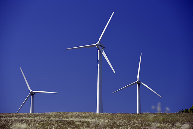Lidé v Moravskoslezském kraji odmítli turbíny, soláry, spalovnu i těžbu kamene