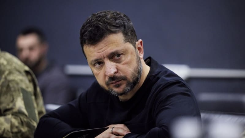 Zmrazit na linii fronty. Zelenskyj by souhlasil s příměřím, pak by chtěl od Západu záruky