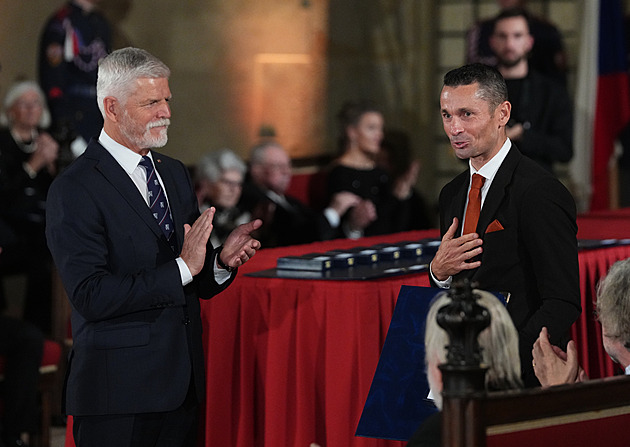 Čáslavská, Emmons, Ježek a Rinnerová. Prezident Pavel vyznamenal i sportovce